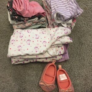 Gently used baby girls’ clothes bundle 0-6 m